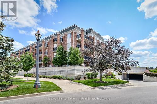 404 - 65 Bayberry Drive, Guelph (Village By The Arboretum), ON - Outdoor