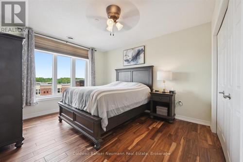 Primary bedroom with ensuite privilege - 404 - 65 Bayberry Drive, Guelph (Village By The Arboretum), ON - Indoor Photo Showing Bedroom