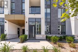 131 - 3020 TRAILSIDE DRIVE  Oakville, ON L6M 4M2