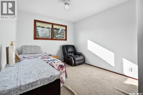 79 Bluebell Crescent, Moose Jaw, SK - Indoor Photo Showing Bedroom