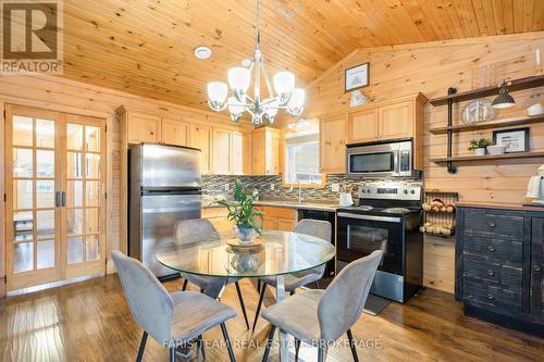 12 Cabin Crescent, Wasaga Beach, ON - Indoor Photo Showing Dining Room
