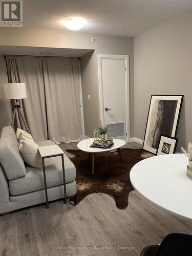 Cozy livingroom - 205 - 63 Arthur Street S, Guelph (St. Patrick'S Ward), ON - Indoor