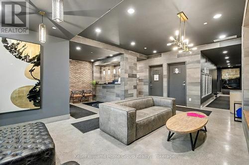 Concierge and security - 205 - 63 Arthur Street S, Guelph (St. Patrick'S Ward), ON - Indoor