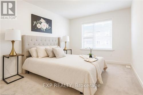 40 - 110 Fergus Avenue, Kitchener, ON - Indoor Photo Showing Bedroom