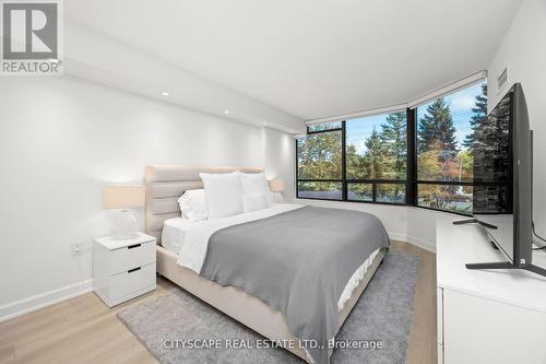 209 - 7460 Bathurst Street, Vaughan, ON - Indoor Photo Showing Bedroom