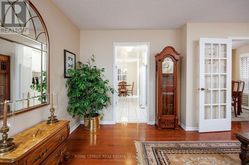 30 - 1415 Hazelton Boulevard, Burlington, ON - Indoor