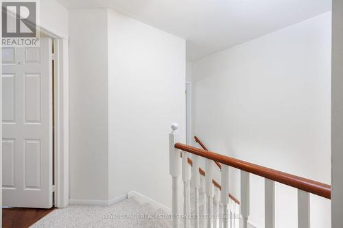 30 - 1415 Hazelton Boulevard, Burlington, ON - Indoor Photo Showing Other Room