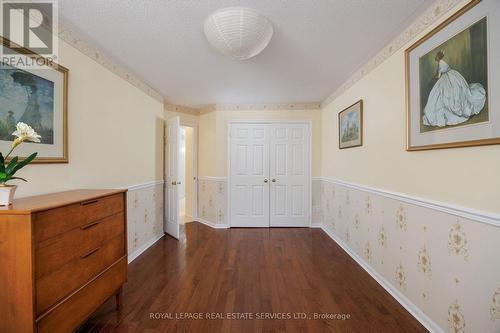 30 - 1415 Hazelton Boulevard, Burlington, ON - Indoor Photo Showing Other Room