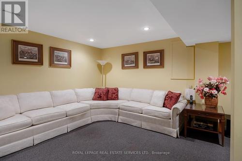 30 - 1415 Hazelton Boulevard, Burlington, ON - Indoor