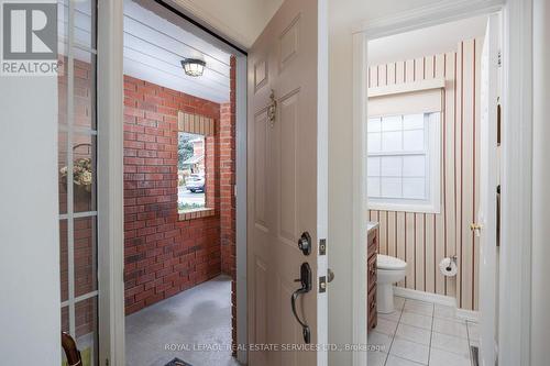 30 - 1415 Hazelton Boulevard, Burlington, ON - Indoor