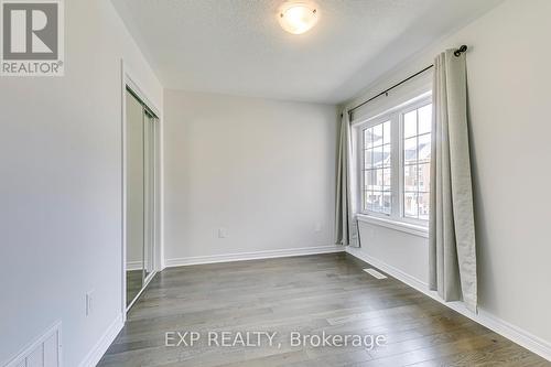142 Toucan Trail, Oakville, ON - Indoor Photo Showing Other Room