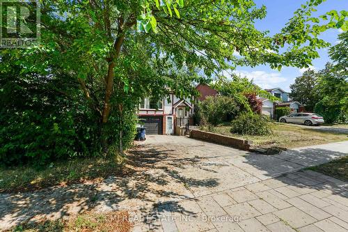 50 Apache Trail, Toronto, ON - Outdoor