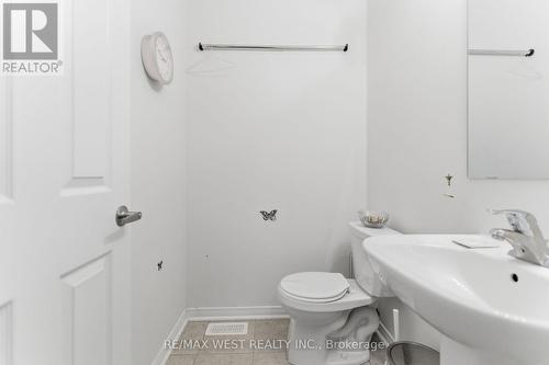 846 Atwater Path, Oshawa, ON - Indoor Photo Showing Bathroom