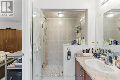 846 Atwater Path, Oshawa, ON - Indoor Photo Showing Bathroom