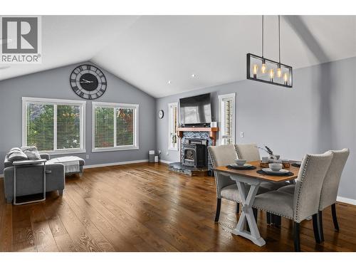 2866 Auburn Road, West Kelowna, BC - Indoor