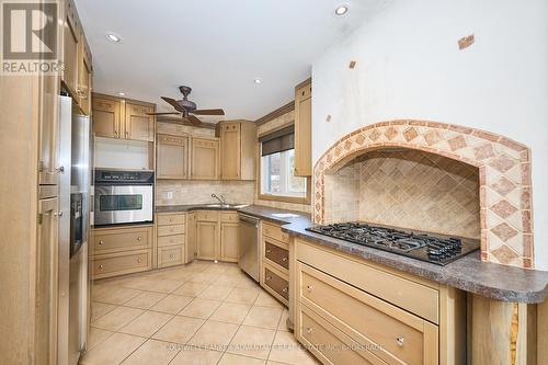 13 Lakewood Crescent, Port Colborne (Sugarloaf), ON - Indoor Photo Showing Kitchen