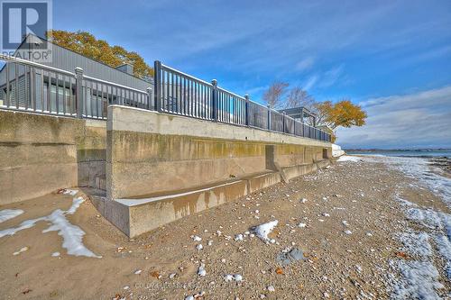 13 Lakewood Crescent, Port Colborne (Sugarloaf), ON - Outdoor With Body Of Water