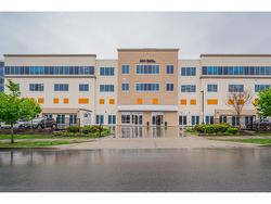 411 15336 31 AVENUE  Surrey, BC V3Z 0X2