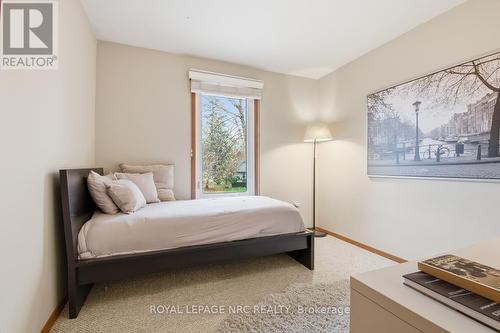 4 Cedar Street, Port Colborne (Sugarloaf), ON - Indoor Photo Showing Bedroom