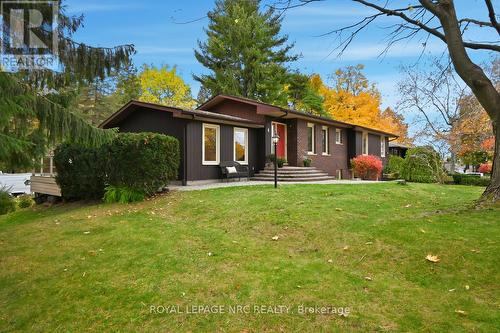 4 Cedar Street, Port Colborne (Sugarloaf), ON - Outdoor