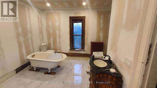 104 Patrick Street E, North Huron, ON - Indoor Photo Showing Bathroom