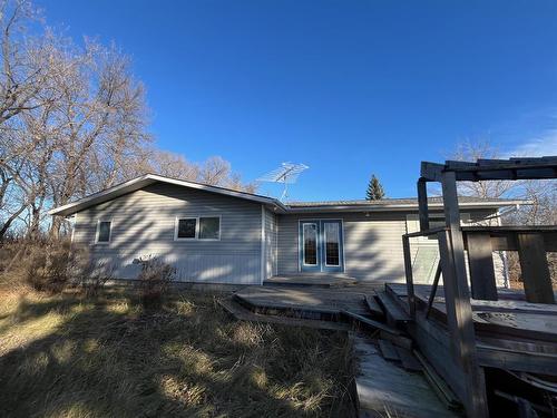 47159 37E Road, Ste Anne Rm, MB - Outdoor