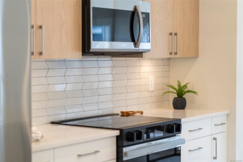 1067 Arcadiawood Lane, Langford, BC 