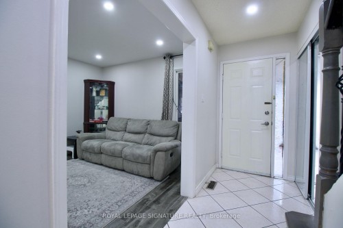 5125 Salishan Circle, Mississauga, ON 