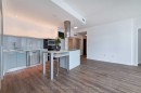 507-38 Dan Leckie Way, Toronto, ON  - Indoor Photo Showing Kitchen 