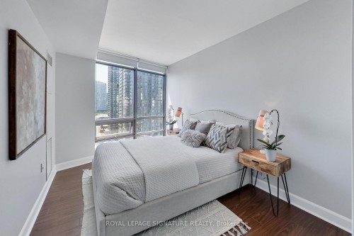 1703-5 Mariner Terrace, Toronto, ON - Indoor Photo Showing Bedroom