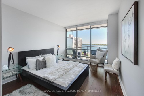 1703-5 Mariner Terrace, Toronto, ON - Indoor Photo Showing Bedroom