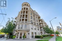 PH07 - 3085 BLOOR STREET W  Toronto, ON M8X 1C9