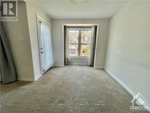 339 Pumpkinseed Crescent, Ottawa, ON - Indoor Photo Showing Other Room