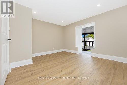 2 - 1130 King Street E, Cambridge, ON - Indoor Photo Showing Other Room
