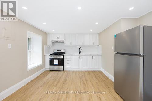2 - 1130 King Street E, Cambridge, ON - Indoor Photo Showing Kitchen