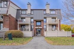 7 - 6 SWEETBRIAR CIRCLE  Ottawa, ON K2J 2K4
