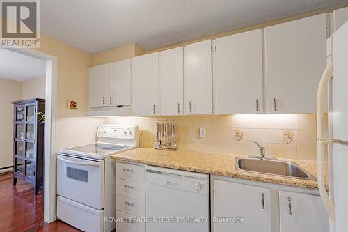 7 - 6 Sweetbriar Circle, Ottawa, ON - Indoor Photo Showing Kitchen