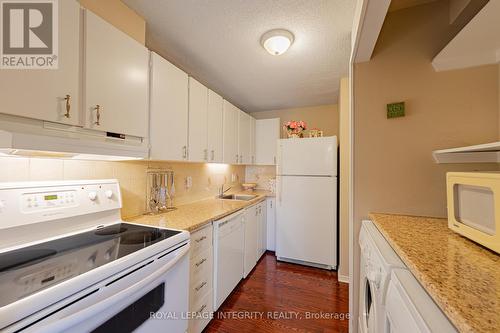 7 - 6 Sweetbriar Circle, Ottawa, ON - Indoor Photo Showing Kitchen