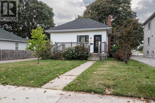 22 Westmount Street, Oshawa, ON - Outdoor