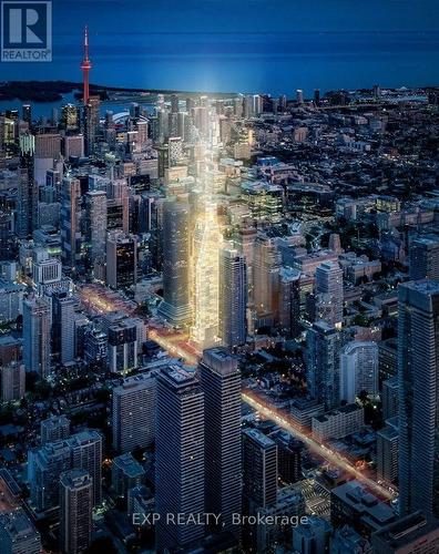 5811 - 8 Wellesley Street W, Toronto, ON - Outdoor With View