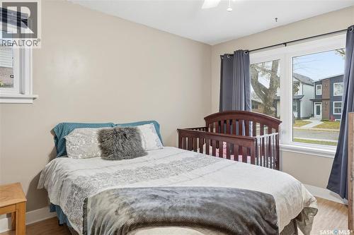 1413 Alexandra Avenue, Saskatoon, SK - Indoor Photo Showing Bedroom