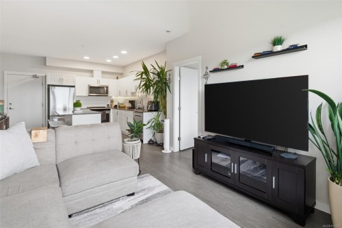 610-2843 Jacklin Rd, Langford, BC - Indoor