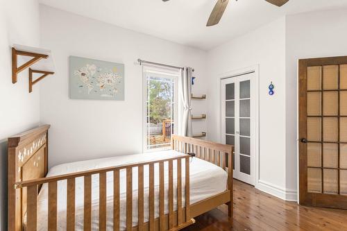 Chambre à coucher - 209 26E Avenue, Saint-Zotique, QC - Indoor Photo Showing Bedroom