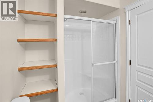 21 Woods Crescent, Edenwold Rm No.158, SK - Indoor Photo Showing Other Room