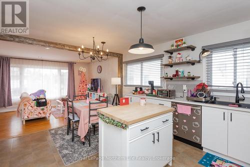 764 O'Brien Street, North Bay (Central), ON - Indoor Photo Showing Kitchen