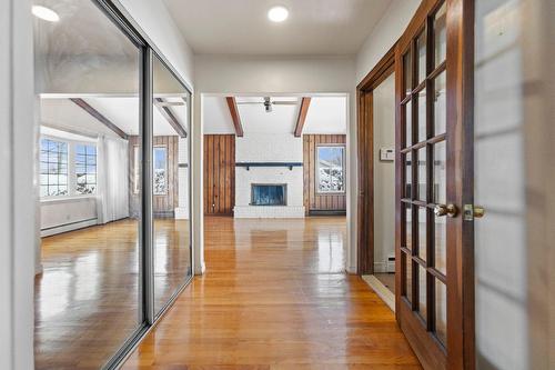 Hall - 69 Ch. Du Bord-Du-Lac-Lakeshore, Pointe-Claire, QC - Indoor Photo Showing Other Room