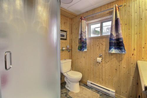 Salle de bains - 2125 Rue St-Denis, Drummondville, QC - Indoor Photo Showing Bathroom