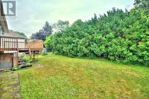 6869 Imperial Court, Niagara Falls (Dorchester), ON - Outdoor With Deck Patio Veranda