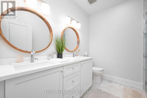 425 Melling Avenue, Peterborough, ON - Indoor Photo Showing Bathroom
