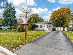 33 ELROSE ROAD  Brampton, ON L6T 2C1